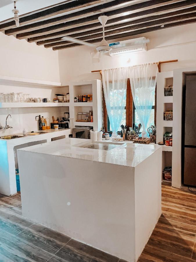Slovenska Hisa Zanzibar Nungwi Exteriör bild